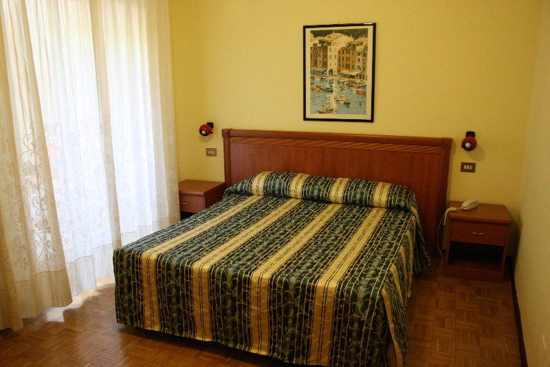 Hotel Bertusi Porretta Terme Bagian luar foto