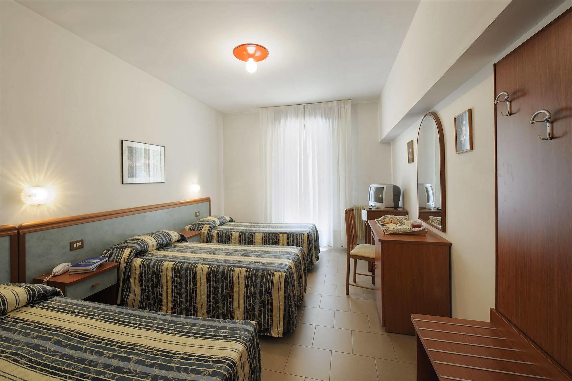 Hotel Bertusi Porretta Terme Bagian luar foto