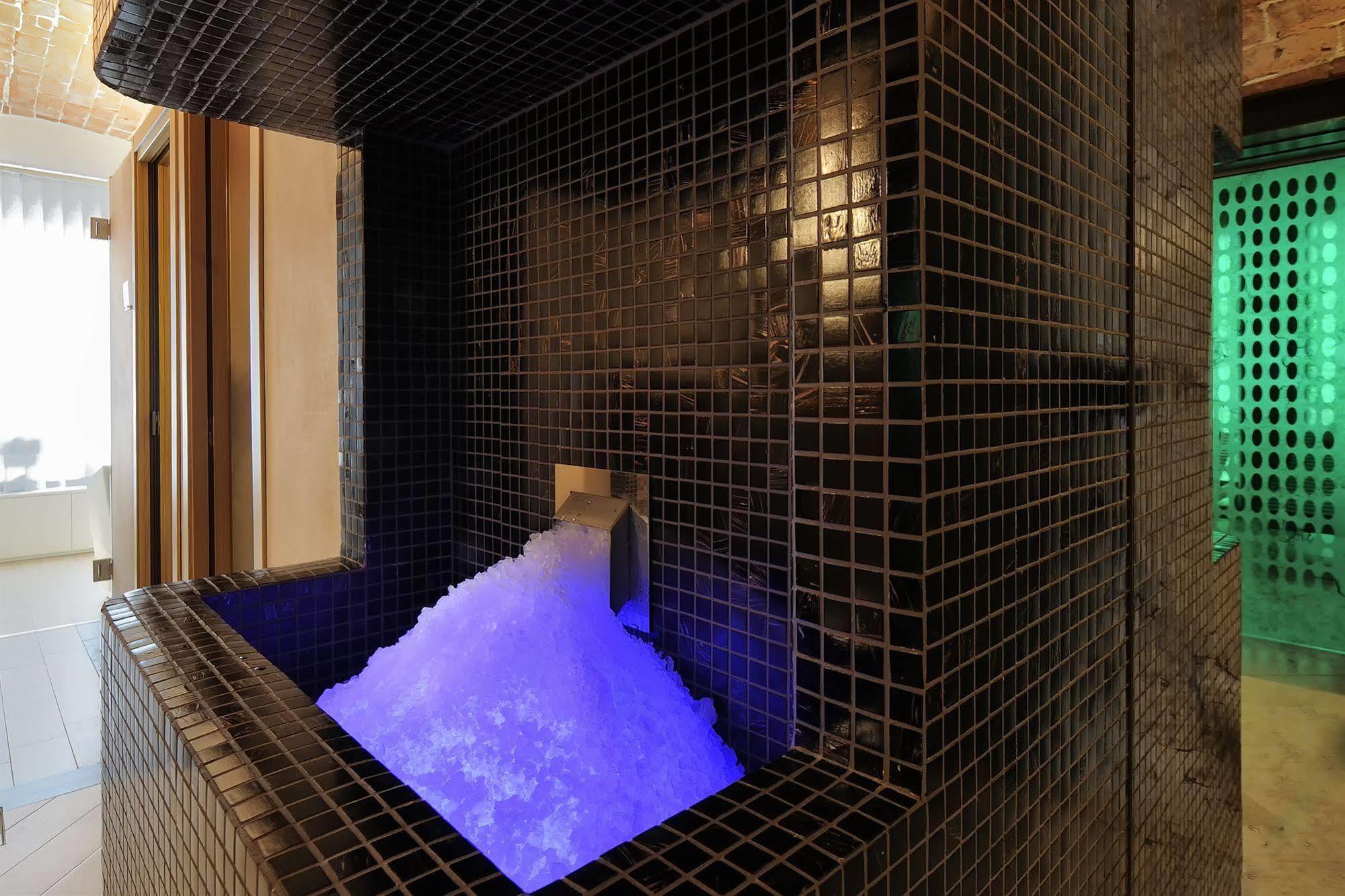 Hotel Bertusi Porretta Terme Bagian luar foto