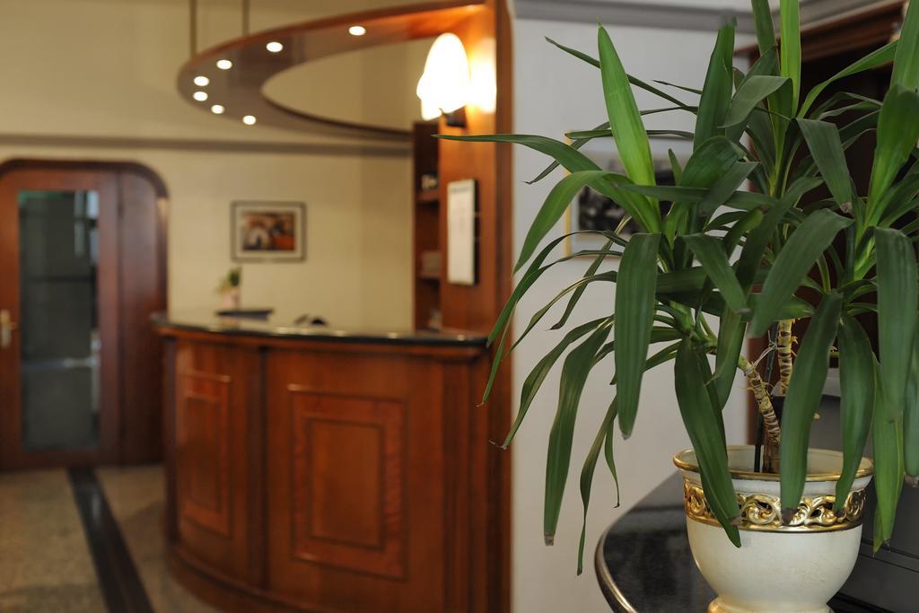 Hotel Bertusi Porretta Terme Bagian luar foto