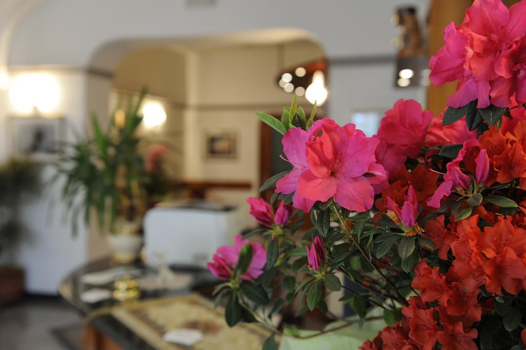 Hotel Bertusi Porretta Terme Bagian luar foto