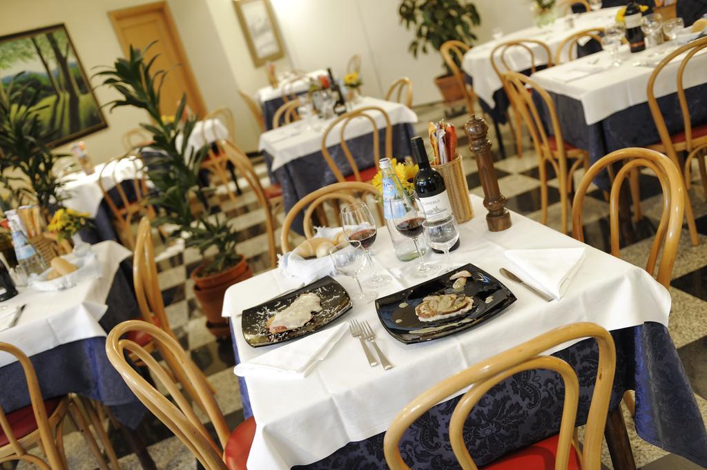 Hotel Bertusi Porretta Terme Bagian luar foto