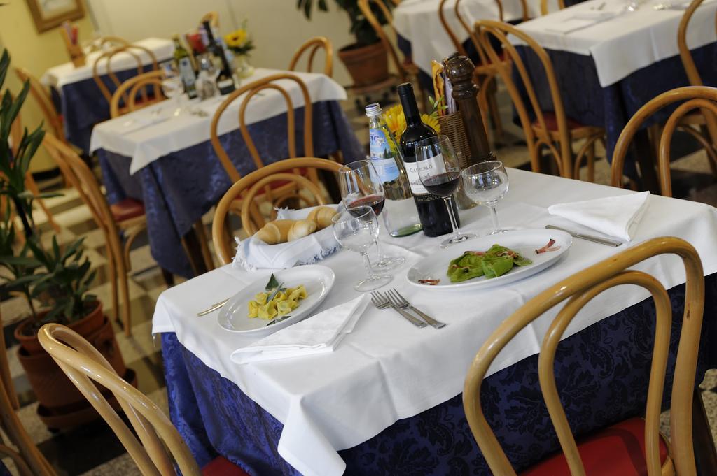Hotel Bertusi Porretta Terme Bagian luar foto