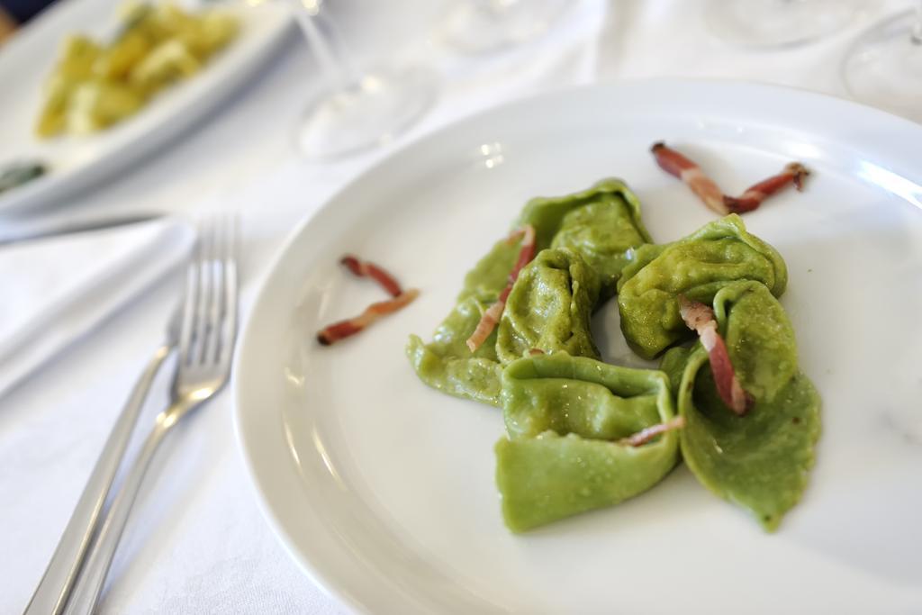 Hotel Bertusi Porretta Terme Bagian luar foto
